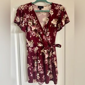 Fortune + I’ve Floral Romper - Size Small